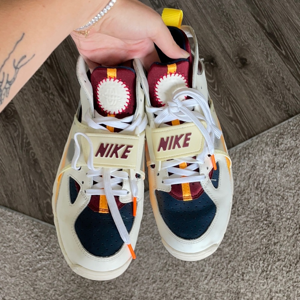 Nike Air Trainer ‘Huarache City Pride Houston’